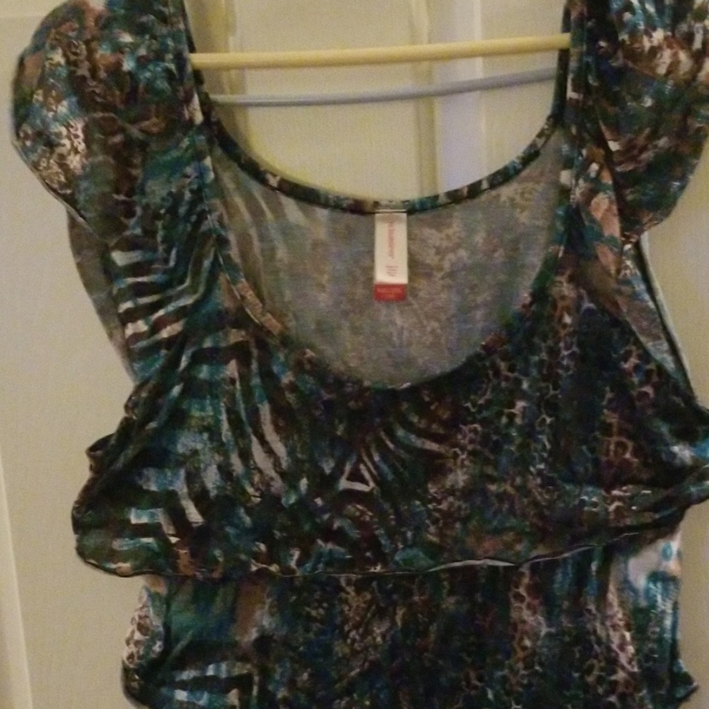 WOMEN'S blouse